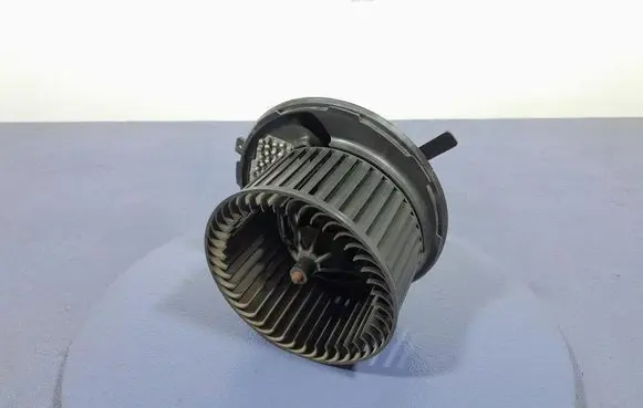 Audi A3 S3 A3 Sportback 8P Heater fan/blower 1K1820015F