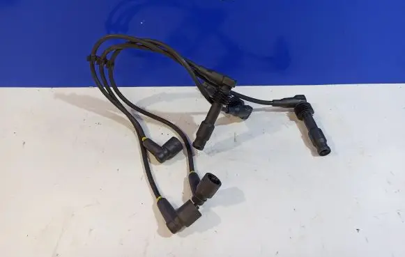 Saab 9000 CS Plug wire 0300302102 4504395