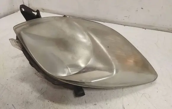 Toyota Yaris Headlight/headlamp 811500D120 89900737