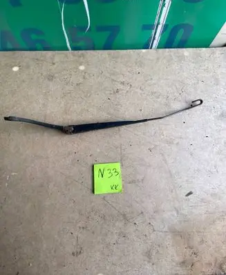 Renault Megane II Front wiper blade arm 8200036916 8200036915