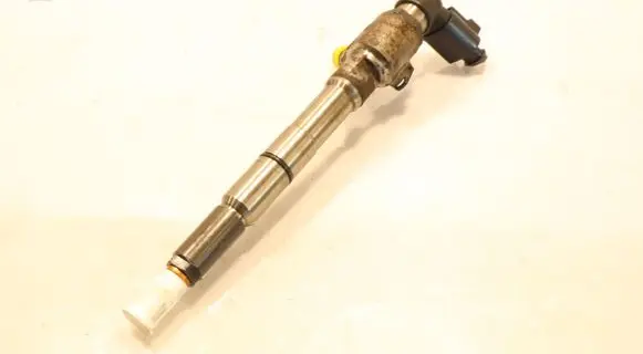 Fuel injector
