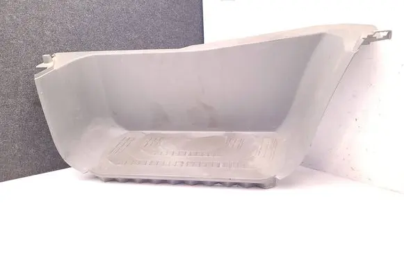 Man TGE 1gen Front sill trim cover 7C0863777 7C0863778