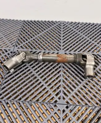 Toyota C-HR I Steering column universal joint