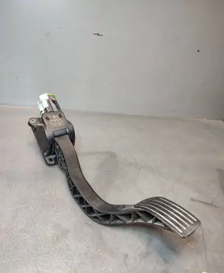 Peugeot 2008 I Accelerator throttle pedal 0280755162