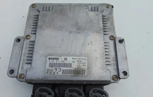 Peugeot 406 Engine control unit/module 0281011338 9649158180