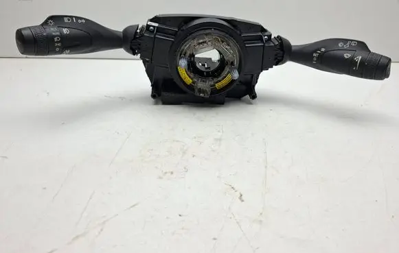 Volvo V60 Wiper turn signal indicator stalk/switch 32266030