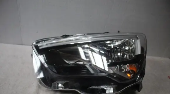 Opel Combo E Headlight/headlamp 9816826080 90145357