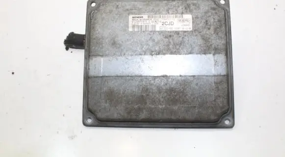 Ford Fiesta Engine control unit/module 6S6112A650FD S120977315D