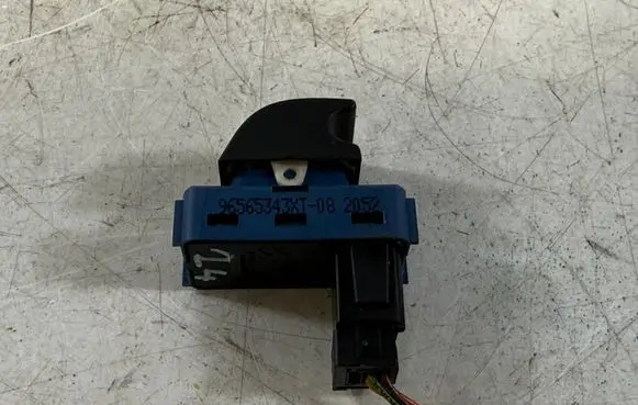 Peugeot 3008 I Electric window control switch 96565343XT