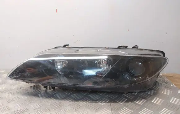 Mazda 6 Headlight/headlamp F014002472L