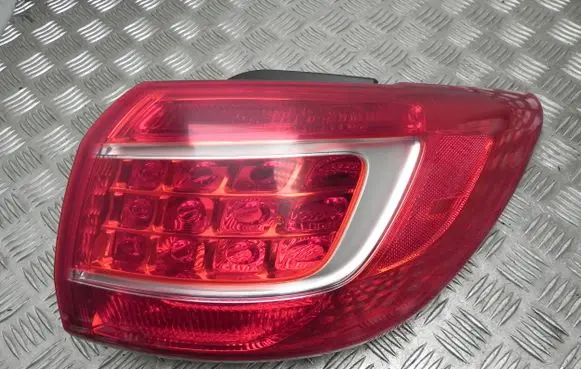 KIA Sportage Rear/tail lights R924023W0