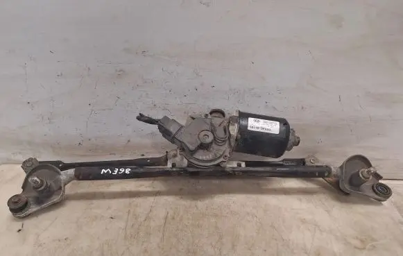 KIA Cerato Front wiper linkage and motor 981102F000