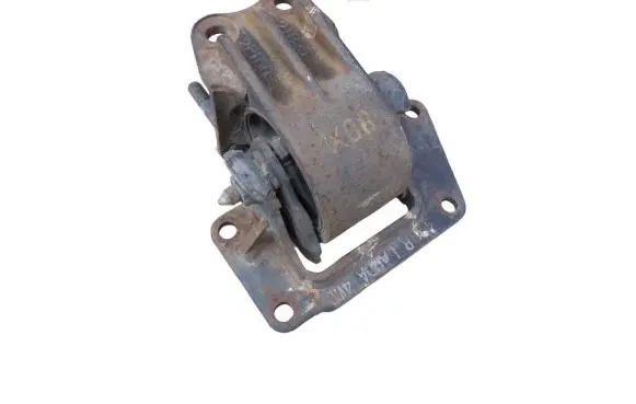 Hyundai Santa Fe Engine mount bracket 218352P100