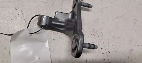 Mercedes-Benz C W204 Front door upper hinge