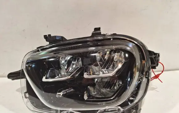 Citroen C3 Headlight/headlamp 9836267180