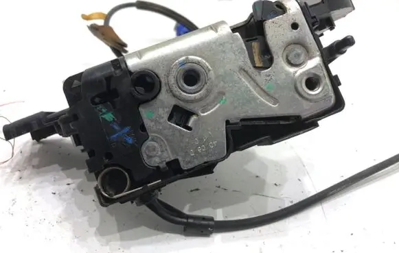 Citroen C4 I Picasso Front door lock 24097816