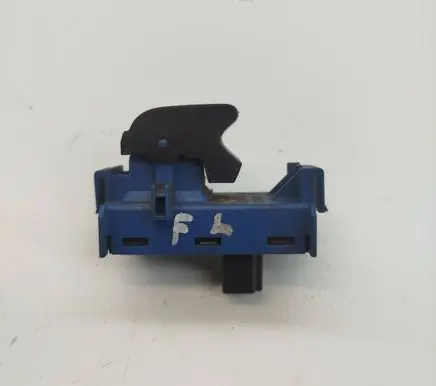 Toyota Verso Electric window control switch 848100F030