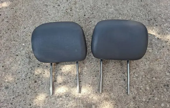 BMW 3 E46 Front seat headrest 