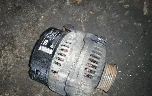 Audi A6 S6 C5 4B Generator/alternator 059903015