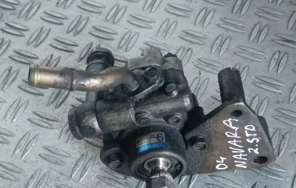 Nissan Navara D22 Power steering pump 47053006 VK503