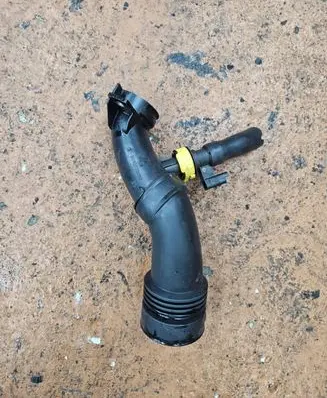Citroen C4 II Picasso Intercooler hose/pipe 9683725080