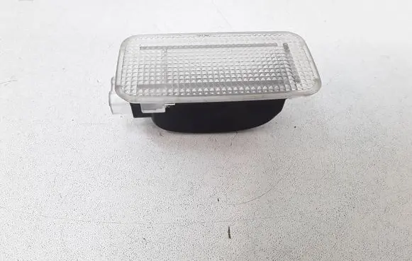 Toyota Avensis T250 Front door interior light 812400504