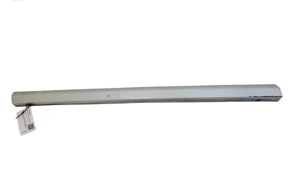 Volvo V70 Front door trim (molding) 39885588