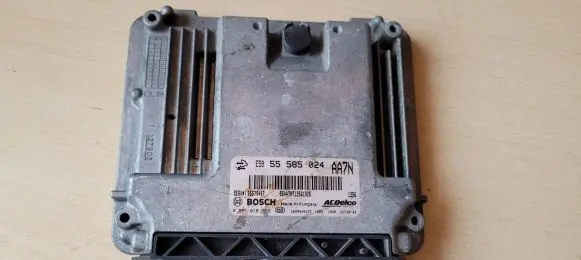 Opel Insignia A Engine control unit/module 55585024 55579447 2PK018769