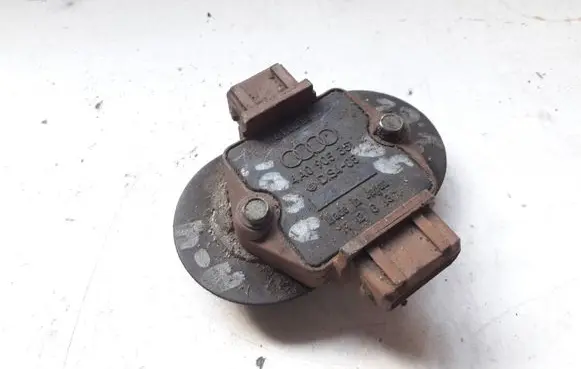Audi A6 S6 C5 4B Ignition amplifier control unit 