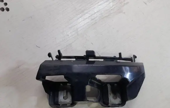 Mercedes-Benz C W205 Rear bumper mounting bracket A2058852065