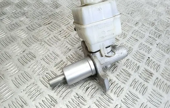 BMW 5 F10 F11 Master brake cylinder 