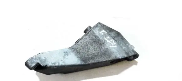 Audi A4 S4 B6 8E 8H Engine mounting bracket 8e0199307a