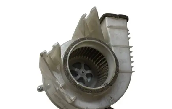 Toyota RAV 4 (XA40) Hybrid/electric vehicle battery fan G923048080 1173006461