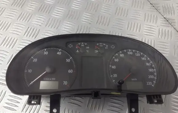 Volkswagen Polo IV 9N3 Tachometer 6Q0920803E