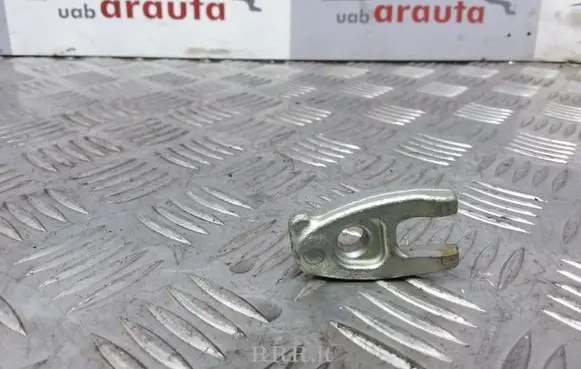 Nissan Qashqai Fuel Injector clamp holder