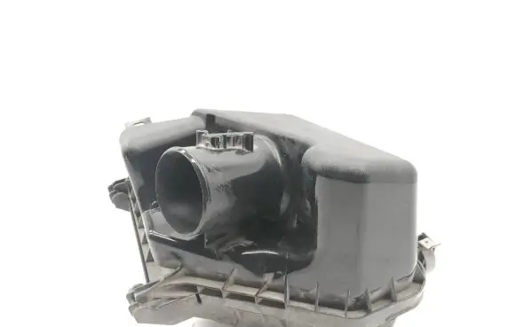 Toyota Verso-S Air filter box 0R05