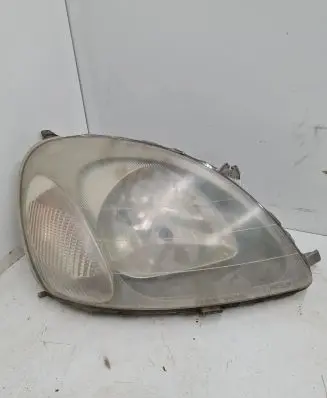 Toyota Yaris Headlight/headlamp