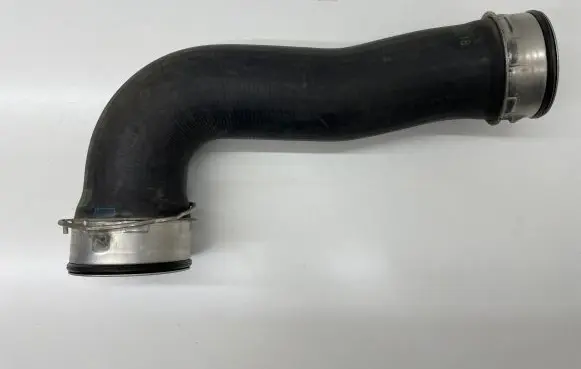 Volkswagen Jetta V Intercooler hose/pipe 1K0145834L