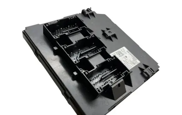Volkswagen Jetta VI Comfort/convenience module 5K0937084F 5WG50282 5WK49079