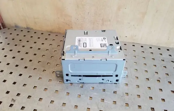Opel Zafira C CD/DVD changer 22976602