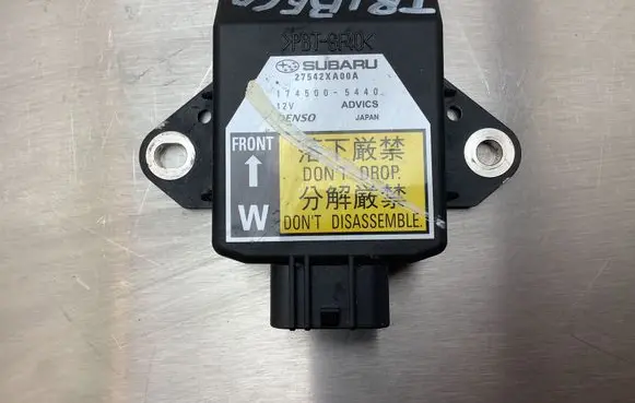 Subaru Tribeca ESP acceleration yaw rate sensor 27542XA00A 1745005440