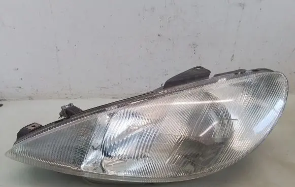 Peugeot 206 Headlight/headlamp