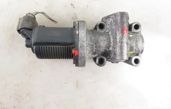 Opel Astra H EGR valve 55215031
