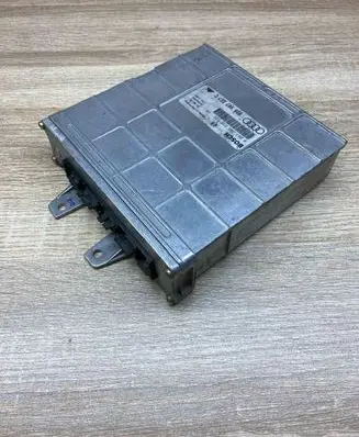 Audi A4 S4 B5 8D Engine control unit/module ECU 8D0907557C 0261203938