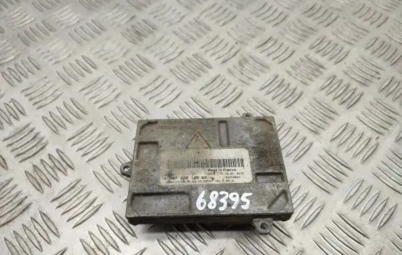 Audi A4 S4 B7 8E 8H Headlight ballast module Xenon 1307329115