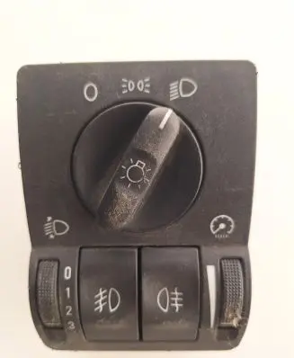 Opel Combo C Other switches/knobs/shifts 9116608