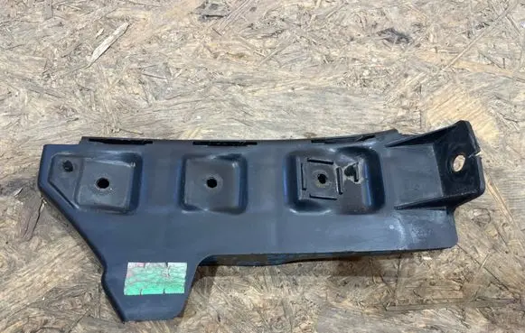 Seat Ibiza III (6L) Front bumper mounting bracket 6L0807183C R0905
