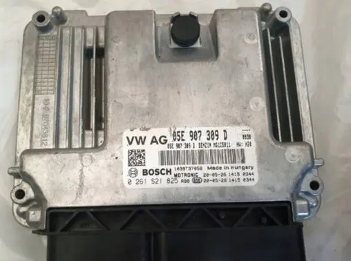 Volkswagen Golf VII Engine control unit/module 05E907309D 0261S21825