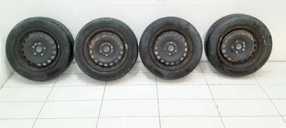 Volkswagen PASSAT B5.5 R15 steel rim 