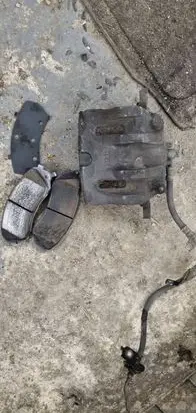 KIA Carnival Front brake caliper